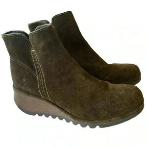 Fly London Green Nilo Sludge Suede Wedge Booties Size 41